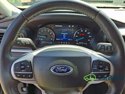 Used 2023 Ford Explorer XLT AWD/4WD image 20
