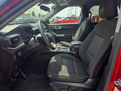 Certified 2024 Ford Explorer XLT AWD/4WD image 10