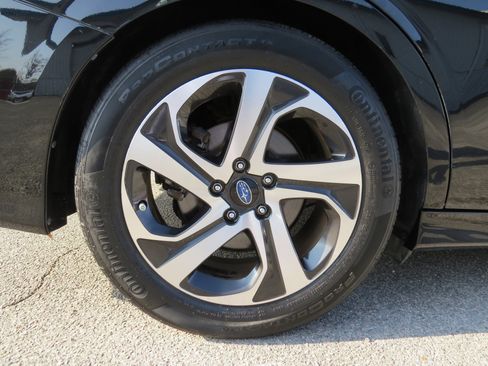 Used 2020 Subaru Legacy Limited image 10