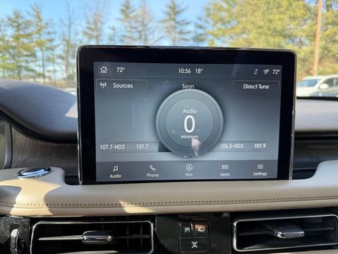 Used 2020 Lincoln Aviator Reserve w/ Equipment Group 202A image 16