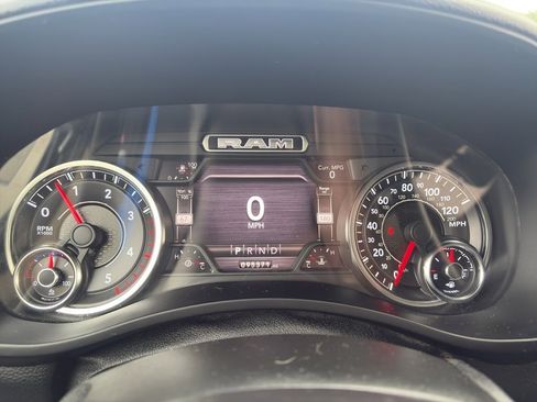 Used 2020 RAM 3500 Laramie image 10