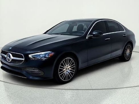 Used 2026 Mercedes-Benz C 300 Sedan image 3