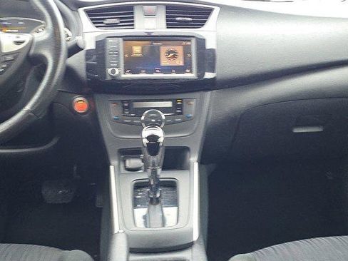 Used 2019 Nissan Sentra SV image 13