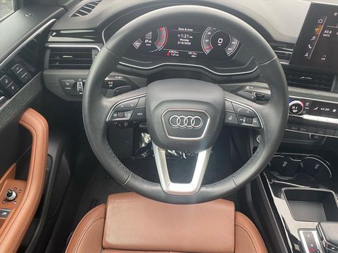 Used 2022 Audi A5 2.0T Premium Plus w/ Premium Plus image 5