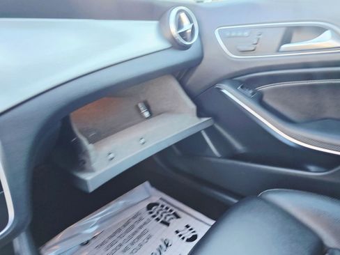 Used 2017 Mercedes-Benz GLA 250 4MATIC image 25