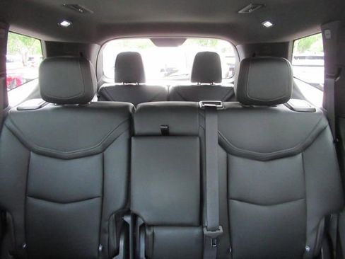 New 2025 Cadillac XT6 Luxury image 27