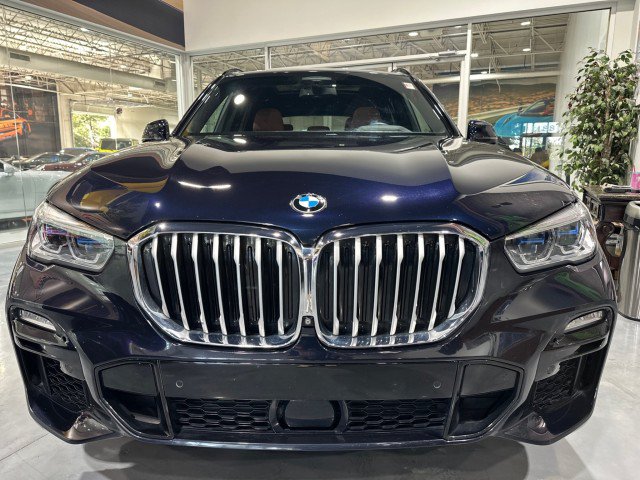 Used 2019 BMW X5 xDrive50i w/ M Sport Package AWD/4WD image 23