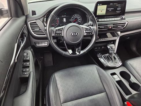 Used 2021 Kia Seltos SX image 7