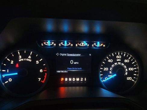 Used 2015 Ford F150 XLT w/ Equipment Group 302A Luxury image 23