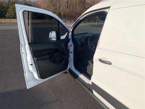 Used 2017 Ford Transit Connect XL image 34