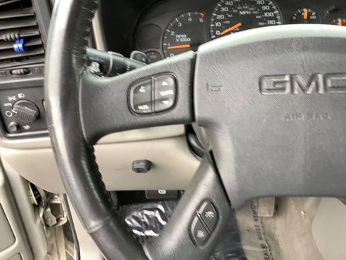 Used 2006 GMC Sierra 2500 SLE w/ Onstar Plus Package AWD/4WD image 53