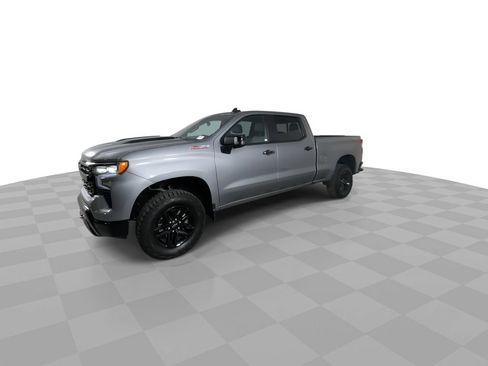 Used 2025 Chevrolet Silverado 1500 LT Trail Boss w/ LT Trail Boss Premium Package image 4