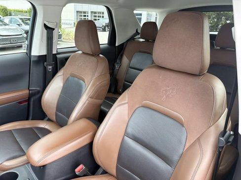 Used 2023 Ford Bronco Sport Badlands w/ Premium Package AWD/4WD image 11