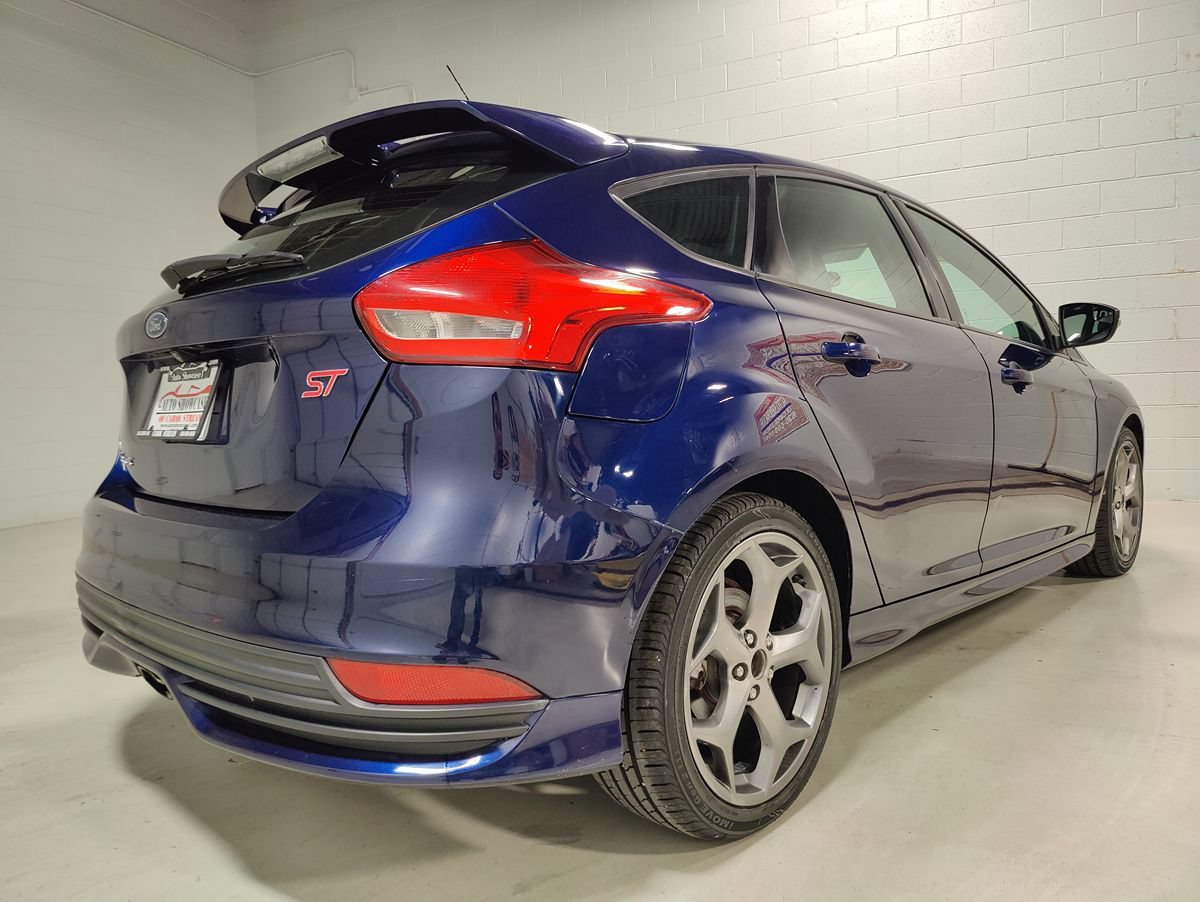 Used 2016 Ford Focus ST w/ Equipment Group 401A FWD image 7