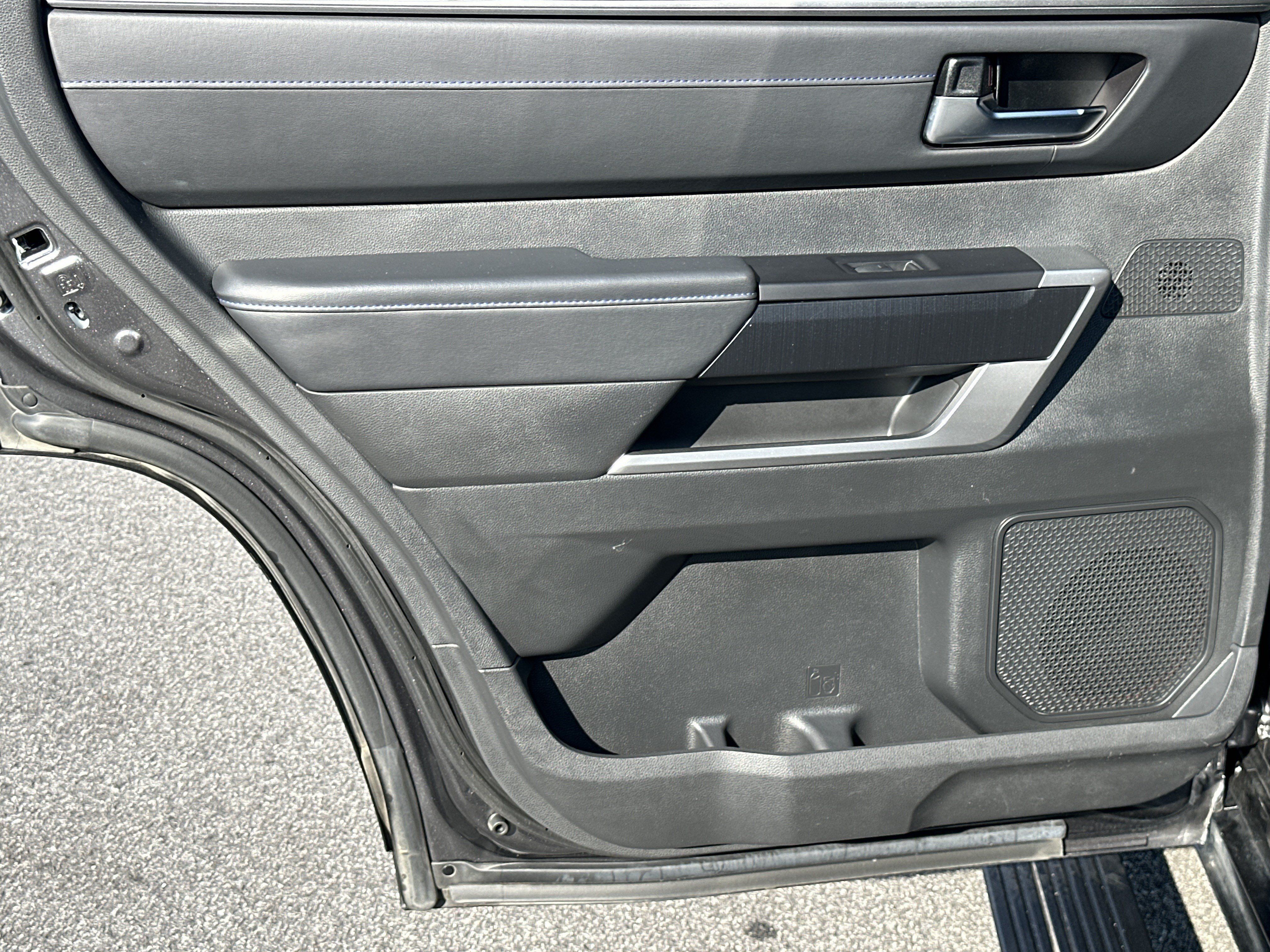 Used 2025 Toyota Sequoia Platinum AWD/4WD image 24