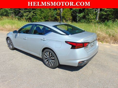 Used 2026 Nissan Altima 2.5 SV FWD image 8