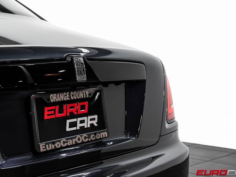 Used 2019 Rolls-Royce Ghost *STARLIGHT HEADLINER * IMMACUL image 18