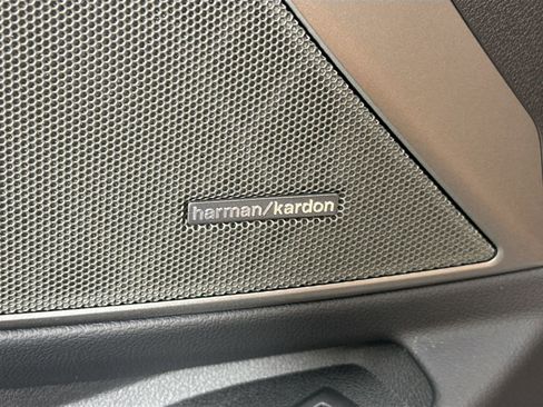 New 2026 BMW 330i Sedan w/ M Sport Package image 18