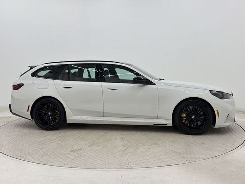 New 2027 BMW M5 Touring AWD/4WD image 8