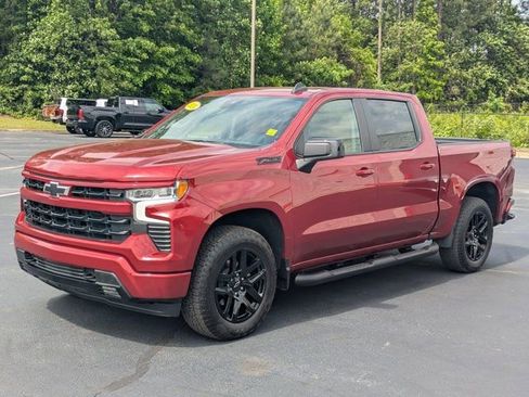 Used 2024 Chevrolet Silverado 1500 RST w/ Z71 Off-Road Package AWD/4WD image 3
