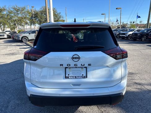 New 2026 Nissan Rogue Dark Armor image 7