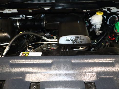 Used 2018 RAM 1500 Tradesman w/ Protection Group image 9