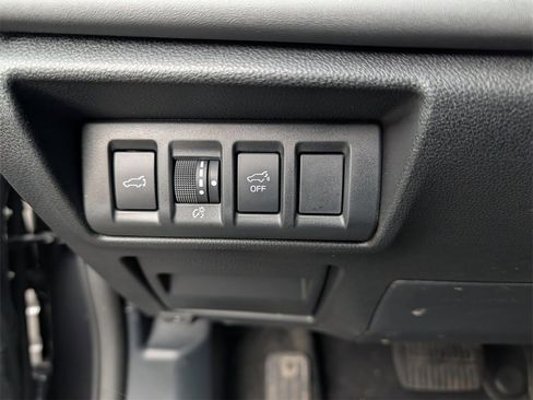 Used 2025 Subaru Outback Touring w/ Popular Package #2 image 26