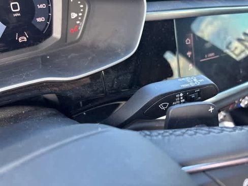 Used 2023 Audi Q3 2.0T Premium Plus w/ Premium Plus Package image 14