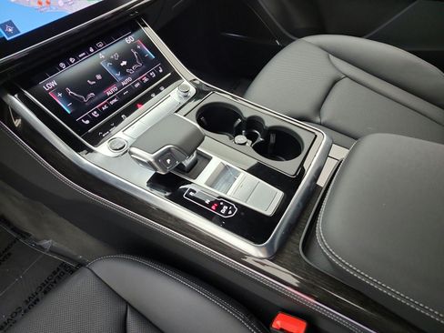 New 2026 Audi Q7 Premium Plus AWD/4WD image 10
