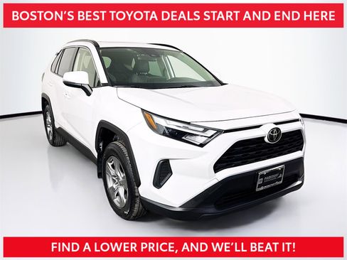 Used 2023 Toyota RAV4 XLE w/ Convenience Package image 1