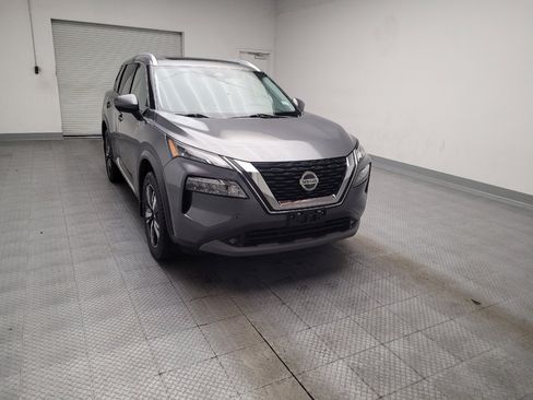Used 2021 Nissan Rogue SL AWD/4WD image 14