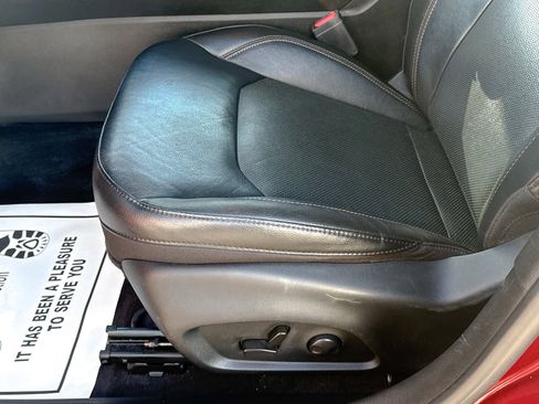 Used 2022 Jeep Compass Limited image 19