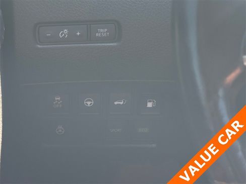 Used 2018 Nissan Rogue SL w/ Premium Package image 23