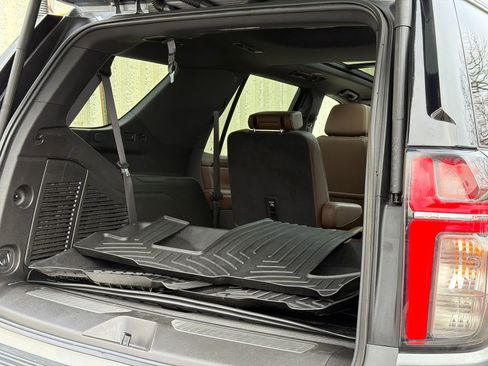 Used 2022 Chevrolet Tahoe High Country image 8