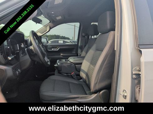Used 2024 Chevrolet Silverado 1500 LT AWD/4WD image 16