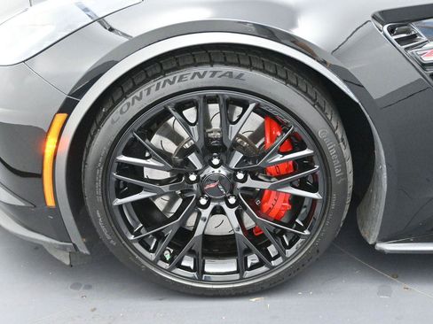 Used 2019 Chevrolet Corvette Z06 RWD image 30