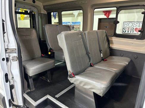 Used 2015 Ford Transit 250 148 Medium Roof image 28