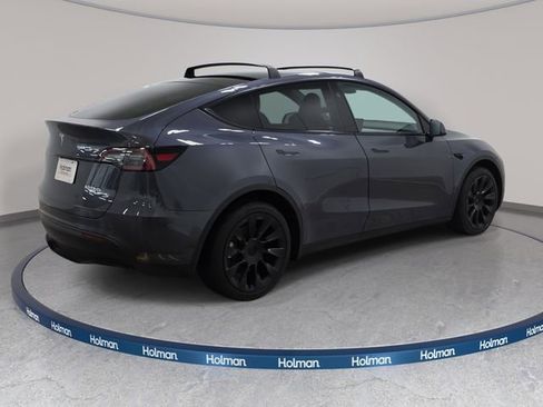Used 2023 Tesla Model Y Long Range AWD/4WD image 6