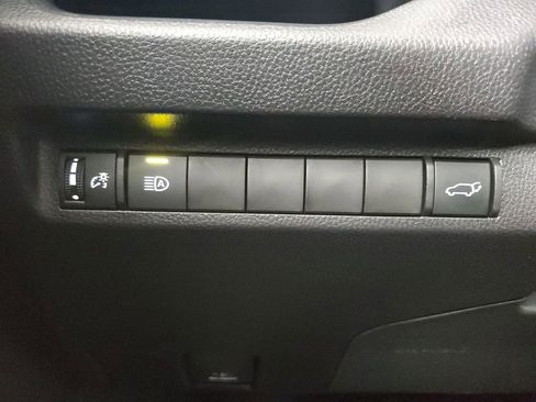 Used 2025 Toyota RAV4 XLE w/ Convenience Package image 35