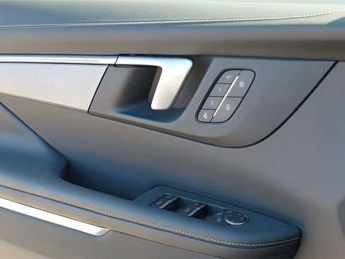 New 2026 Buick Enclave Sport Touring w/ Super Cruise Package image 19