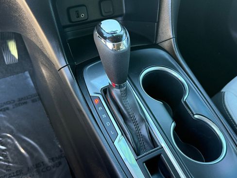 Used 2018 Chevrolet Equinox LS image 21