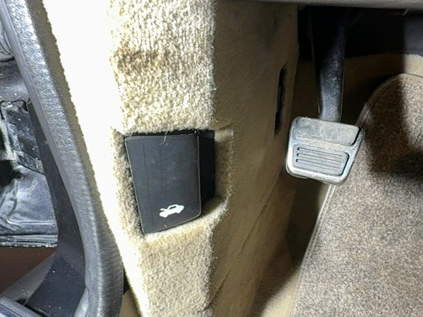 Used 1993 Cadillac Allante FWD image 28