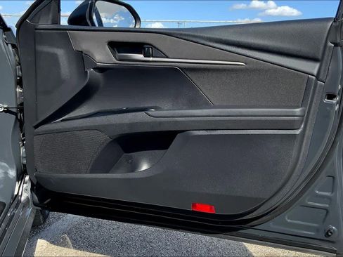 Used 2026 Toyota Camry LE image 22