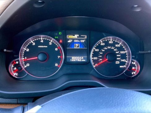 Used 2013 Subaru Outback 2.5i Limited w/ Moonroof Pkg image 13