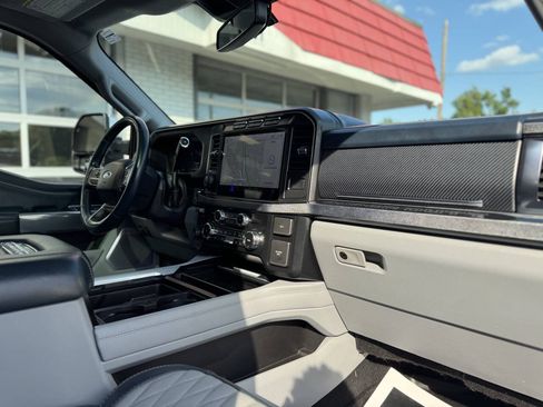Used 2024 Ford F350 Limited w/ FX4 Off-Road Package AWD/4WD image 44