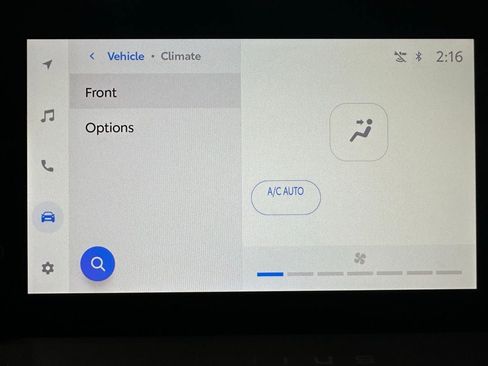 Used 2025 Toyota Prius XLE image 31