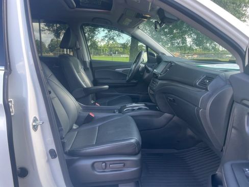 Used 2023 Honda Ridgeline RTL-E image 16