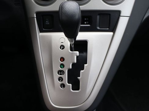 Used 2009 Toyota Matrix S AWD/4WD image 31