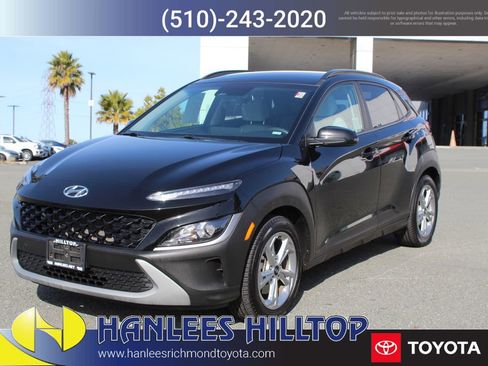 Used 2023 Hyundai Kona SEL image 3