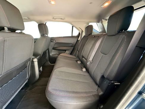 Used 2017 Chevrolet Equinox LT FWD image 14